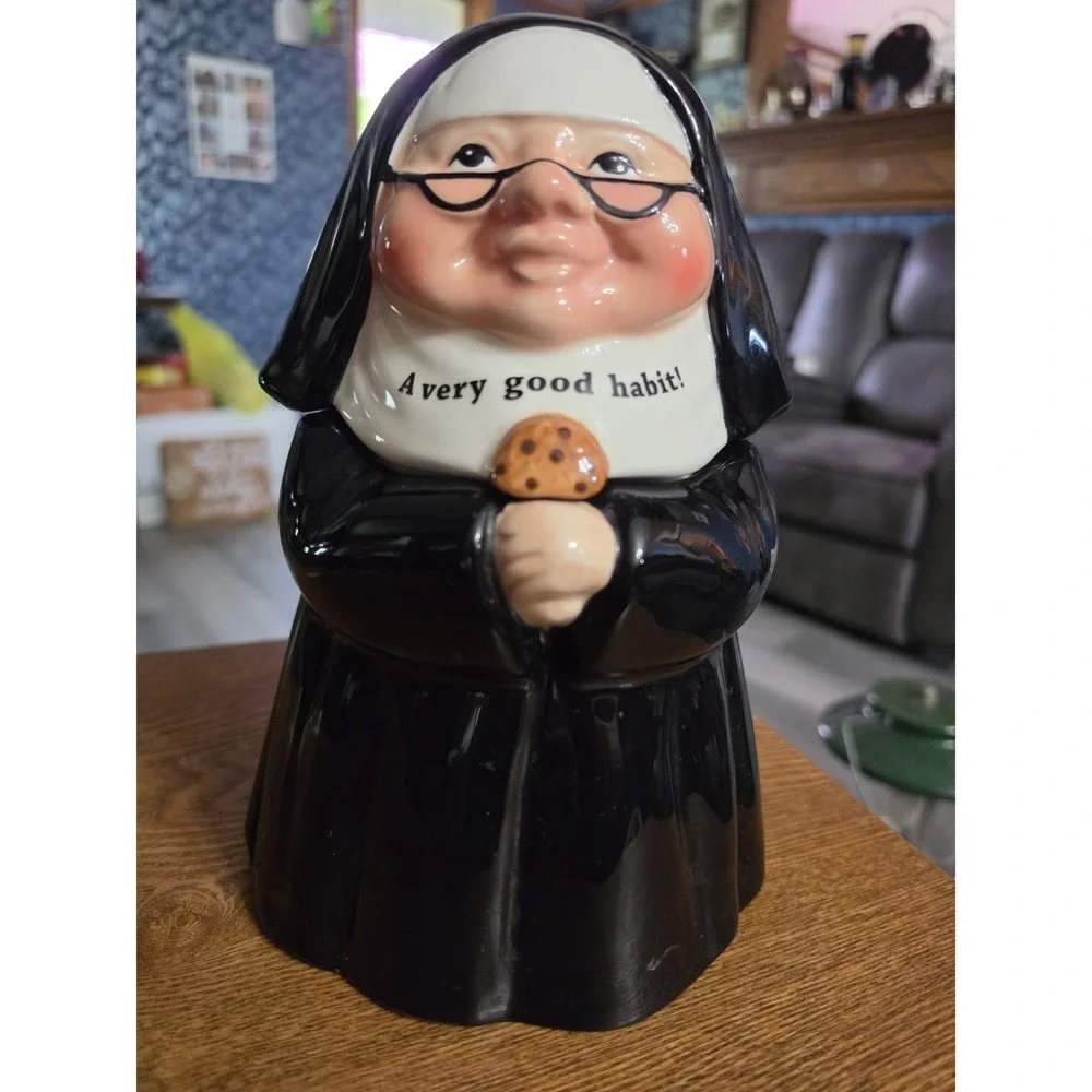 A‎ VERY GOOD HABIT Cookie Jar Nun Sister  Catholic  Church